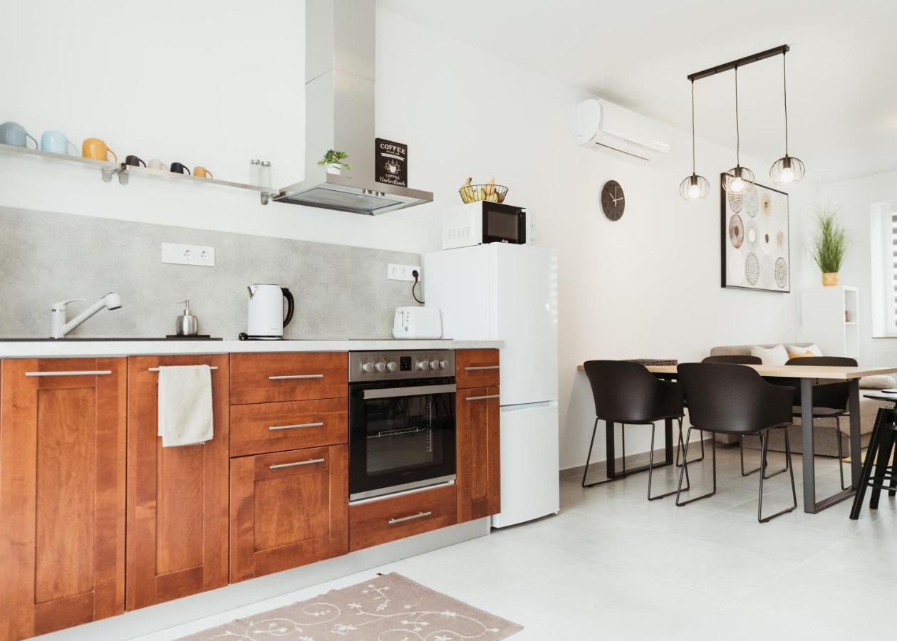 Major11 Apartman - Zsolnay Negyed Pecs Ngoại thất bức ảnh