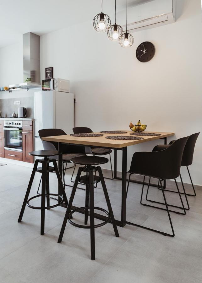 Major11 Apartman - Zsolnay Negyed Pecs Ngoại thất bức ảnh